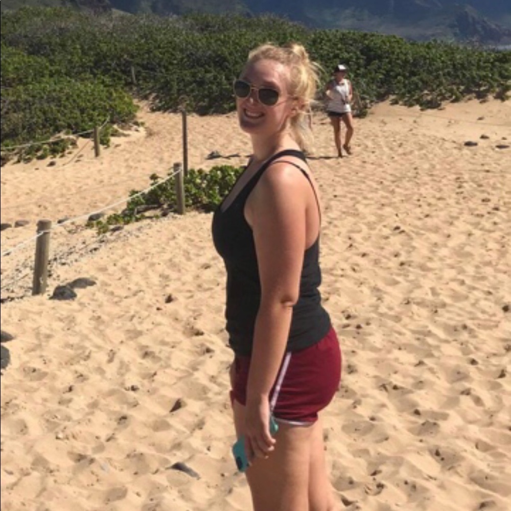 Meet your Posher, Marisa